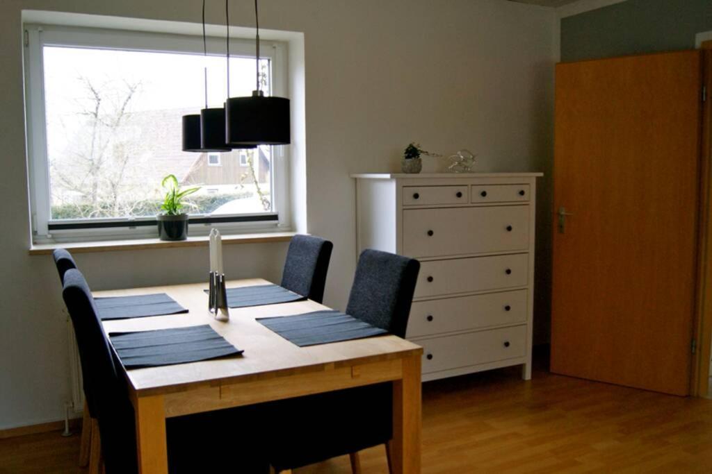 Anjas Ferienwohnung Im Herzen Angelns Grosssolt Exteriör bild